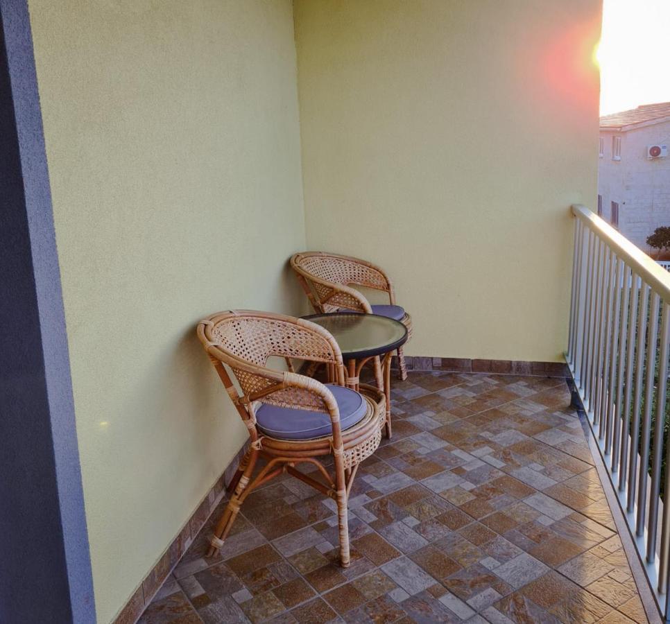 Villa Mena Vir Dış mekan fotoğraf
